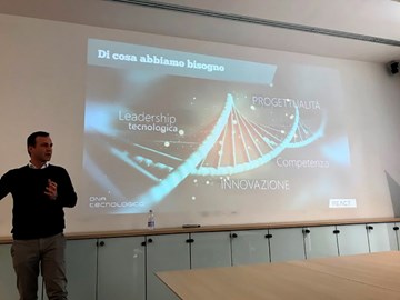 Marco Borgherese illustra il dna tecnologico di React