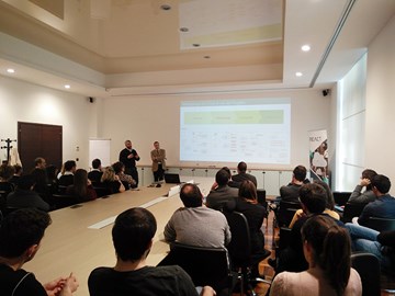 Livio Vezzi e Stefano Calcinari presentano il gantt di React 2.0